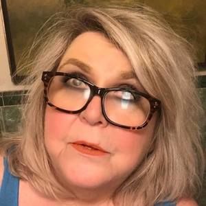 Meet your Posher, Beverly